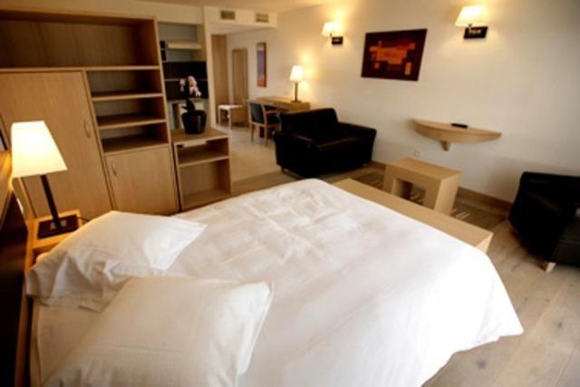 Les Logis D'espale Aparthotel 3*
